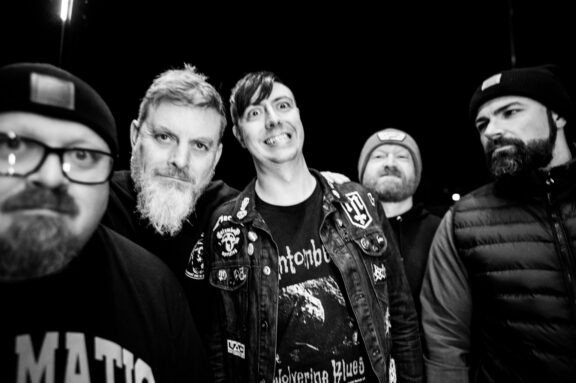 Mastiff: ascolta “A Story Behind Every Light”, il nuovo singolo