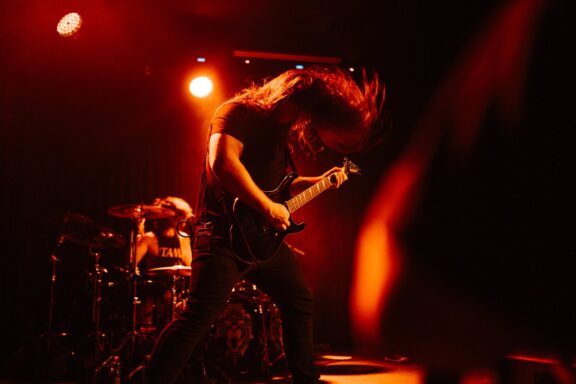 Miss May I: pubblicato il video del nuovo singolo “Pray for Silence”