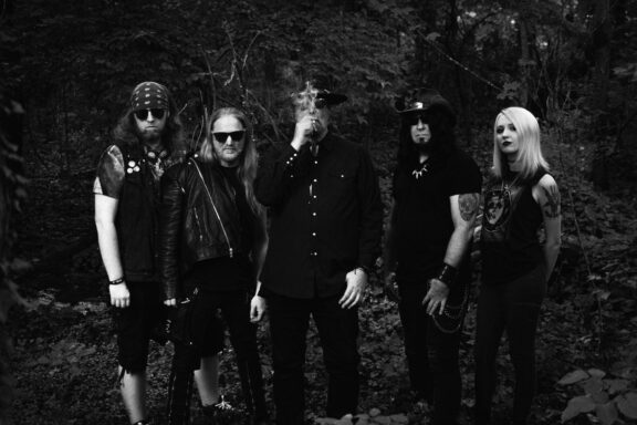 NinjaWitch: annunciato il nuovo EP “Frequency of Gods”