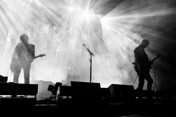 Queens Of The Stone Age: “Alive in the Catacombs” esce in vinile
