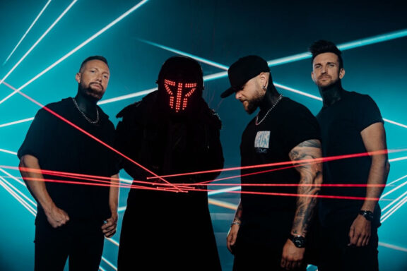 Smash Into Pieces: a fine ottobre il nuovo LP “Armaheaven”