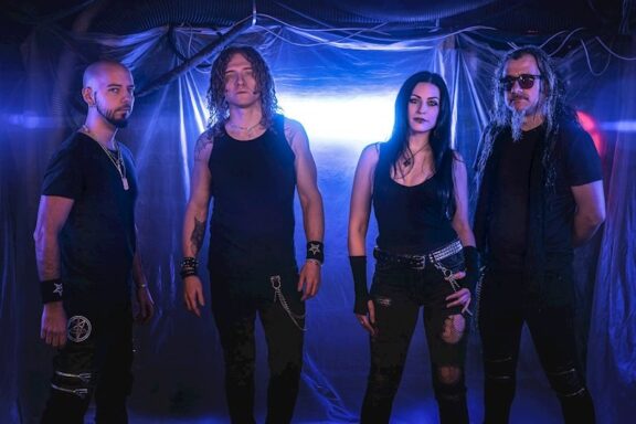 Hell In The Club: annunciato il nuovo album “Joker In The Pack” in uscita a novembre