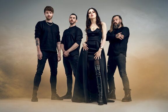Beyond The Black: guarda il video di “Can You Hear Me” con Asami delle Lovebites