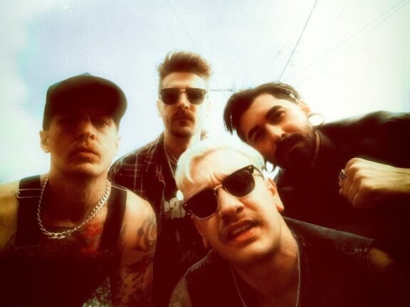 Extortionist: uscito il video musicale di “Starve”