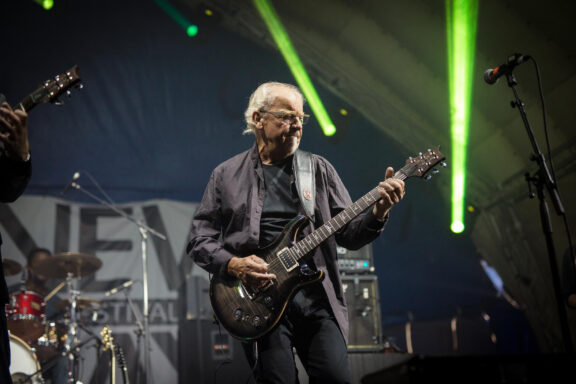 Martin Barre (Jethro Tull): lo storico chitarrista dal vivo in Italia dal 4 dicembre