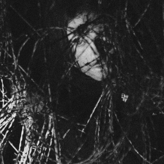 Moodring: ascolta “Half-Life”, il nuovo singolo