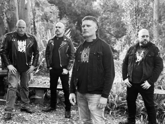 Olde Outlier: ascolta “The Revellers”, il nuovo singolo