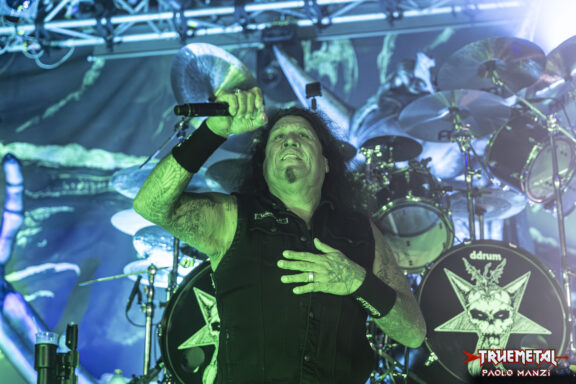 Testament: ascolta la loro versione di “Seek & Destroy” dei Metallica
