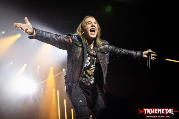 Helloween: cancellati i concerti nel Sud-Est Asiatico