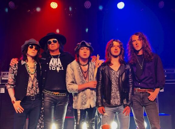 Rebels Opera: nuovo singolo “Smile Now, Cry Later”