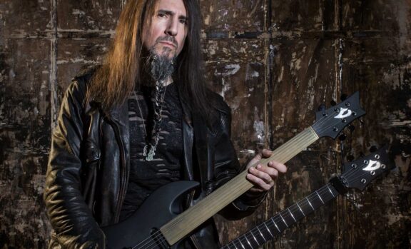 Ron ‘Bumblefoot’ Thal: condiviso il video di “Moonshine Hootenanny” dall’album “Bumblefoot…Returns!”