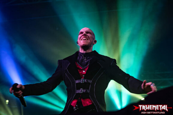 Dominum: ascolta il nuovo singolo “The Circus Is in Town”