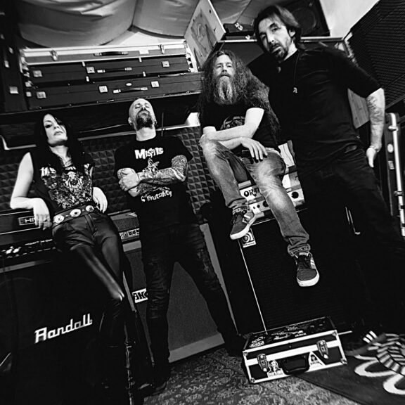 Kröwnn: guarda ‘Legacy Dungeonn’, il nuovo video