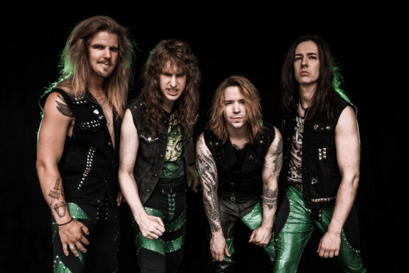 Snakebite: esce il video del decimo anniversario di “Princess of Pain” ft. Melina Di Febo