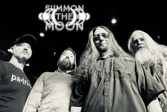 Summon The Moon: uscito il terzo full-length “Kaiju Blues”