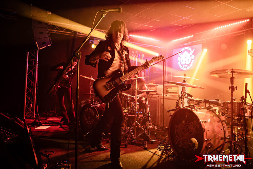 tuk smith legend (6)