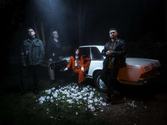 As Everything Unfolds: annunciato il nuovo album, pubblicato il primo singolo “Gasoline”