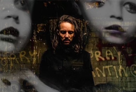 Hook & Lace: primo singolo dal nuovo album “Unblossoming”