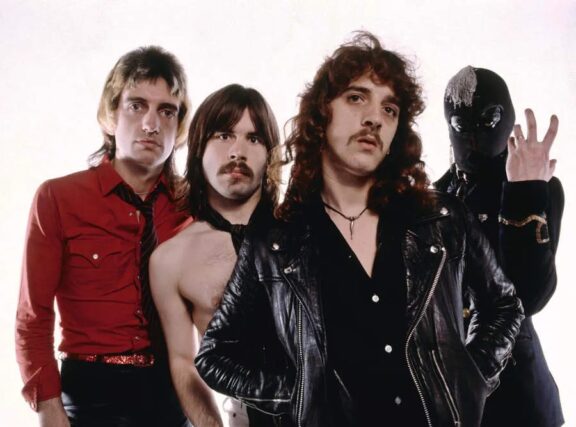 Bruce Dickinson: ‘I Samson avevano pregi e difetti. Mi chiesero di provare con i Rainbow ma sapevo che il mio posto era negli Iron Maiden”