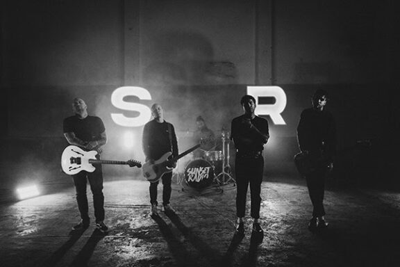 Sunset Radio: ecco il nuovo singolo “Centomila Galassie”