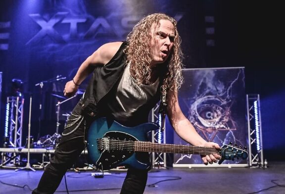 Xtasy: firmano per Burning Minds Music Group