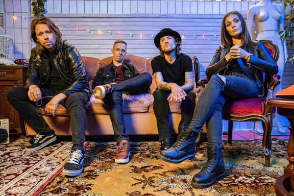 Ginger Evil: svelato il video per “Not Your Fool” dall’album di debutto “The Way It Burns”