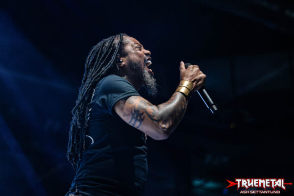 Sevendust: pubblicato il video del brano “Threshold” tratto dal nuovo album “One”