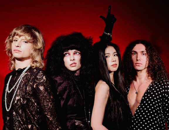 Starbenders: in Italia per la prima volta da headliner