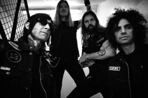 The Lords Of Altamont: due date in Italia e pubblicato il nuovo video “Get Out Of My Head”