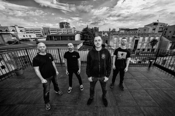 Ændriu: torna con il singolo “Santi o Bastardi”