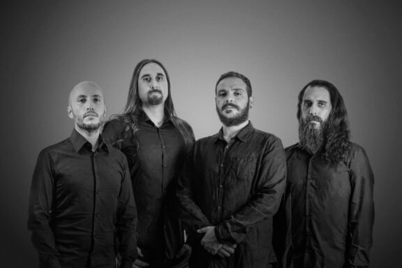 Deadly Carnage: a 18 anni dalla prima uscita, la ristampa in vinile di “Decandenza”