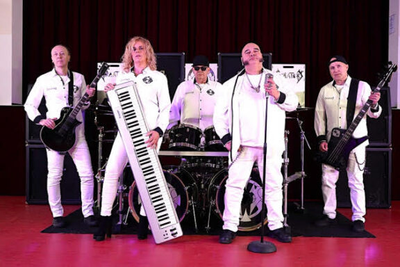 Crematory: annunciato l’uscita raccolta “English Hymns & Deutsche Hymnen”