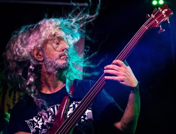 Death Dies: Wally Ache è il nuovo bassista