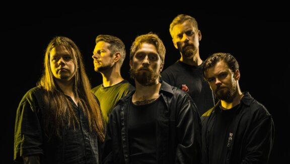 Split Iris: online il videclip di “For All Its Worth”
