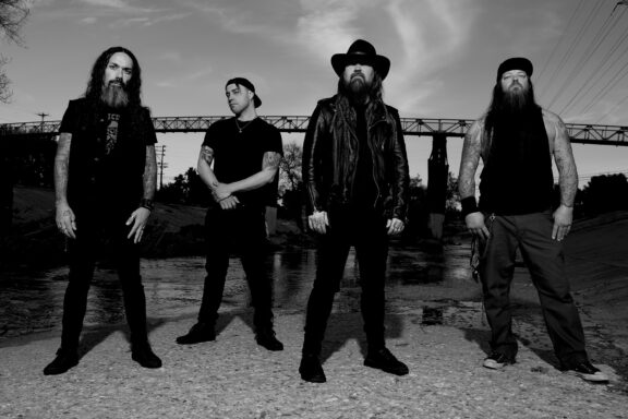 Against The Grave: pubblicato il nuovo video di “Wrong” cover dei Depeche Mode