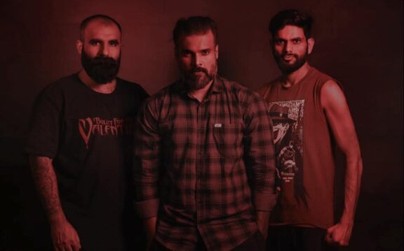 Eternal Returns: pubblicato il loro nuovo video “Salver the Fray”