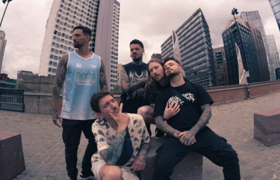 Kanine: nuovo singolo & video “Salade de Phalanges”