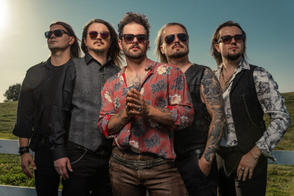 Only Sons: disponibile il nuovo full-length “Through the Night Again”