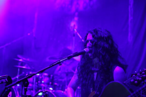 Rakinua: annunciato il debut album “Esi Um Ninu – Heal Us, Mother”, video