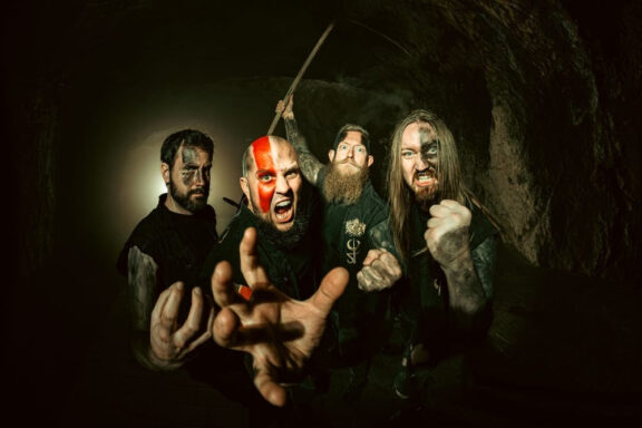 Rise Of Kronos: il lyric video di “Into the Ashes” dal nuovo LP “Slaves of Time”