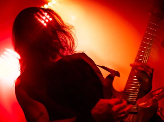 SINdustries: lyric video ufficiale del singolo “Echoes of Disorder”