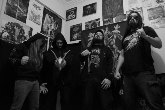 Sadistik Exekution / Swamp: lo split “Sadistik Swamp – Tribute to Black Power”