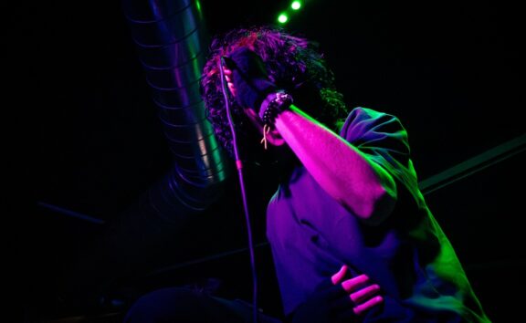 To The Silence: online il nuovo singolo “Walls Around”