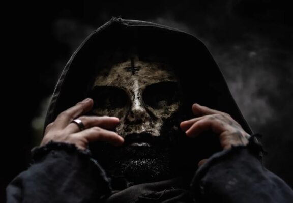 Code: Pandorum: il videoclip del brano “Theriac”