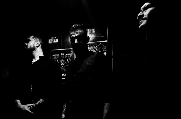 Mudslinger: fuori il singolo “Vain”