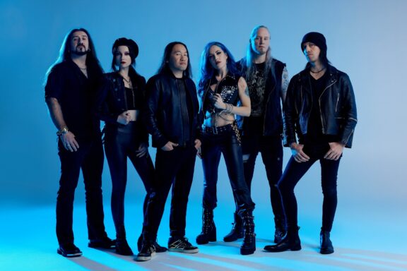 Drgonforce: Alissa White-Gluz entra nella band