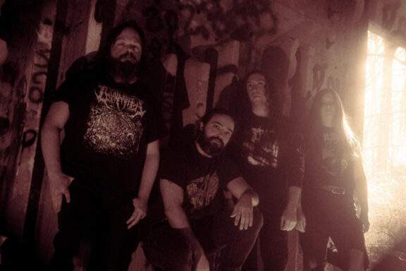Nuclear Tomb: online il nuovo singolo “Unbowed and Averse”