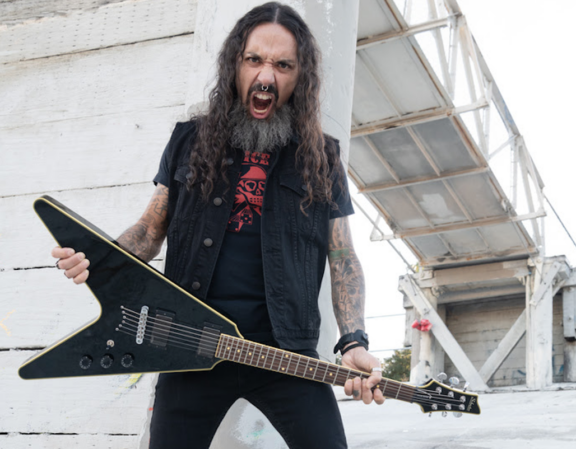 Against The Grave: il chitarrista Andy Martis lancia il video playthrough per “Deathproof”