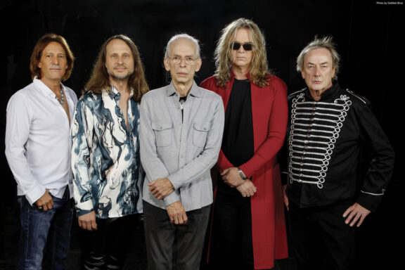 Yes: disponibile il secondo singolo “Turnaround Situation”