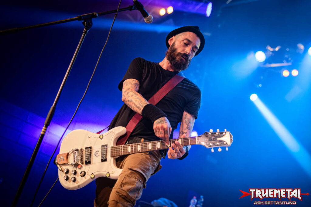 retarded – live club 2026 (14)